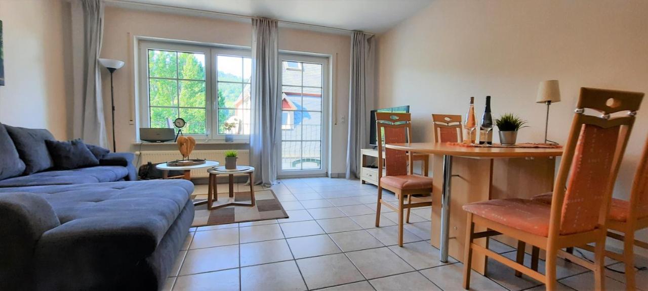Apartment In Spay Smile Zell-Merl Mosel Exterior foto