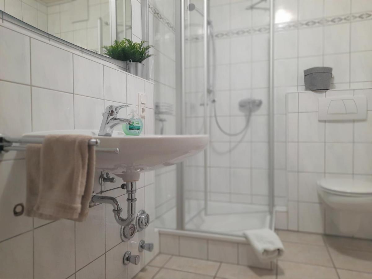 Apartment In Spay Smile Zell-Merl Mosel Exterior foto